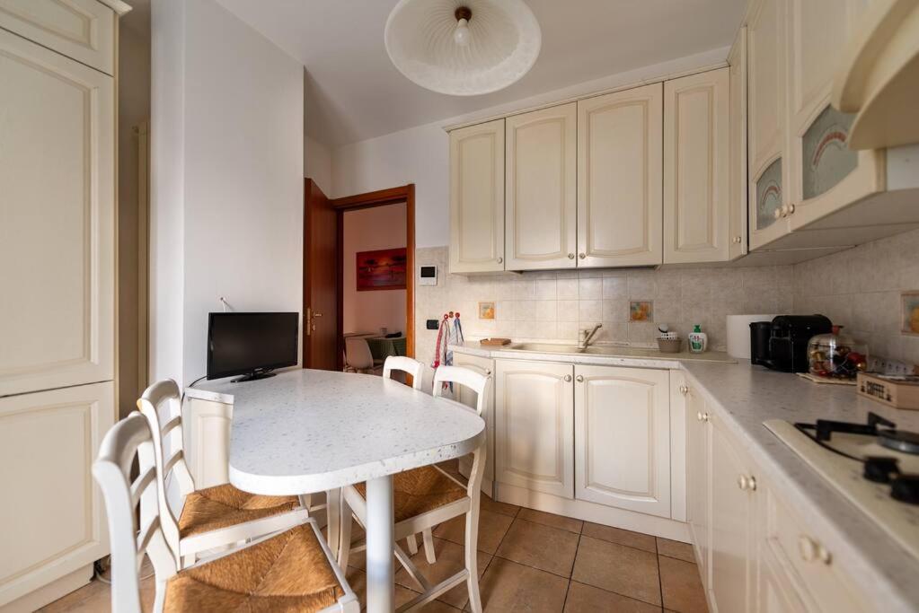 Attico Vicino Milano, Mxp, Rho Fiera Apartment Busto Arsizio Bagian luar foto